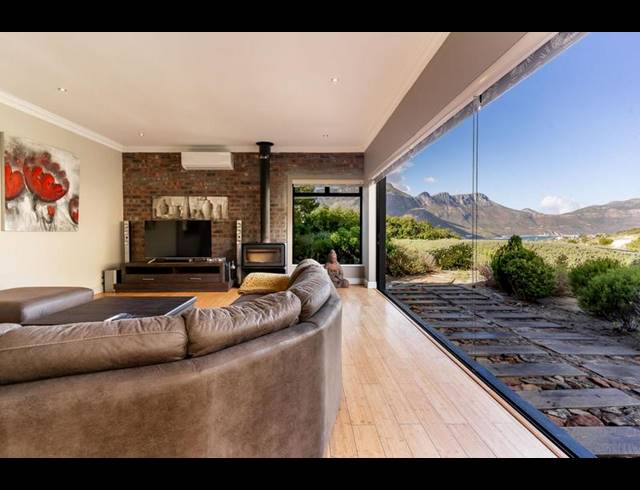 6 BEDROOM PROPERTY TO RENT IN KRONENZICHT